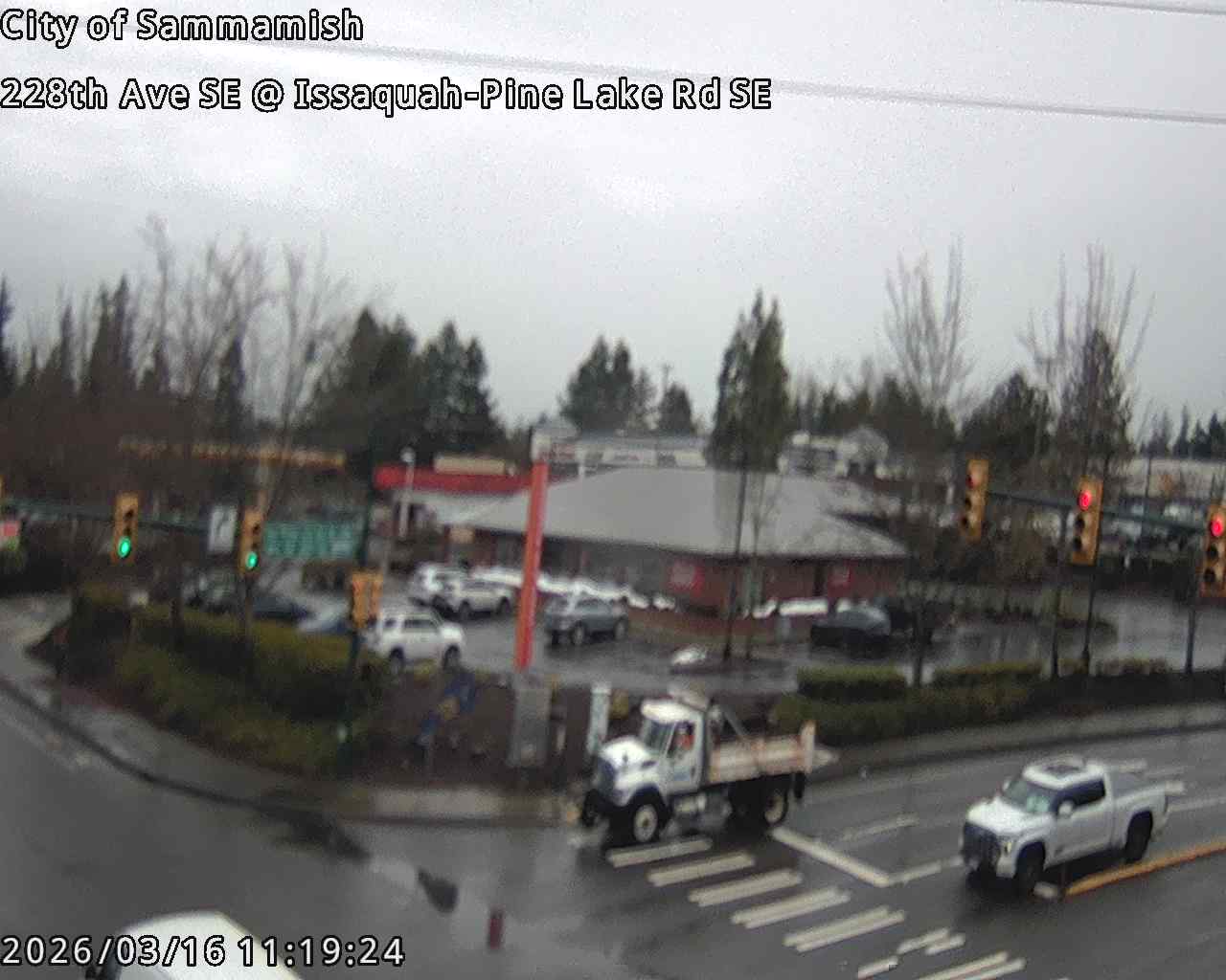 228th Ave SE & Issaquah-Pine Lake Rd SE traffic camera